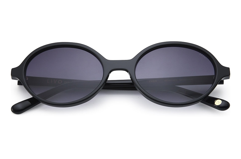 CHER - PRETO