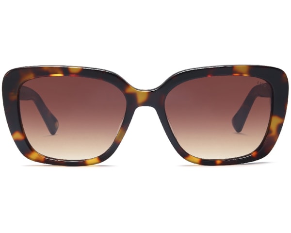 Irina - Demi Classico Irina - Demi Classico