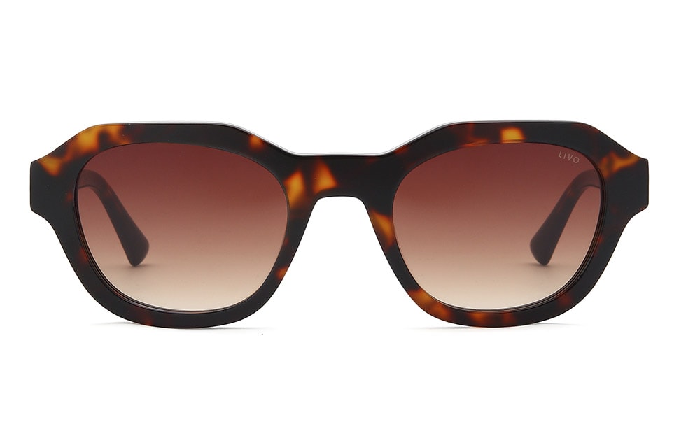 JOHNNY - DEMI CLÁSSICO