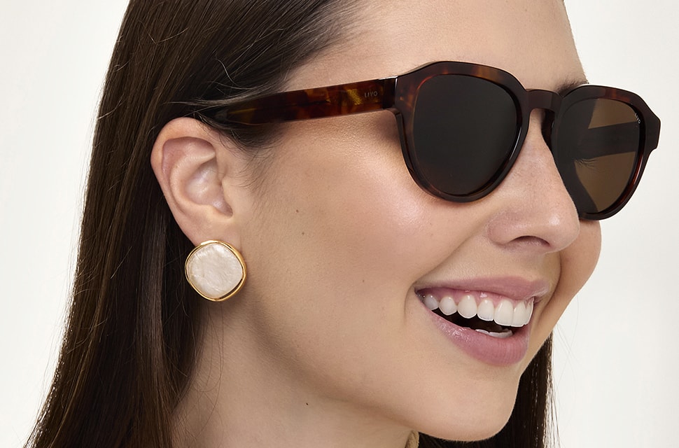 Oliver - Demi Castanho