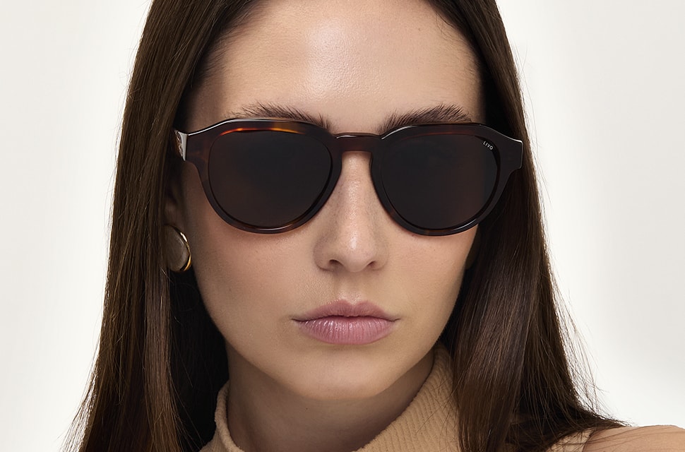 Oliver - Demi Castanho