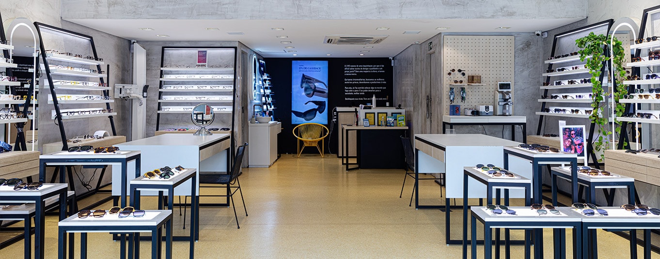 LIVO MOEMA LIVO MOEMA - São Paulo - São Paulo - (11) 5531-8809 | Seg - Sáb, 09h às 19h | Dom 10h às 16h - Rua Gaivota - 1265 - - 11 - 951602948