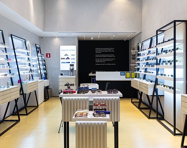 LIVO ELDORADO LIVO ELDORADO - São Paulo - São Paulo - (11) 4395-6045 | Seg - Sáb, 10h às 22h | Dom e feriados 14h às 20h
https://www.google.com/maps/place//data=!4m3!3m2!1s0x94ce57feb8d3378b:0x462e85d121a1412!12e1?source=g.page.m.kd._&laa=lu-desktop-review-solicitation - Avenida Rebouças - 3970 - 2º Piso - 11 - 919744431